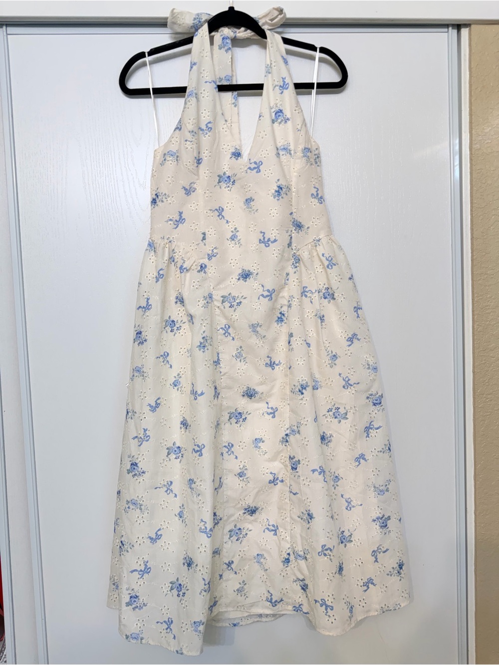 Women’s Halter Floral Dress - Cream with Blue Flowers